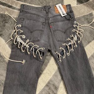 Samarialeah Levi imprinted jeans